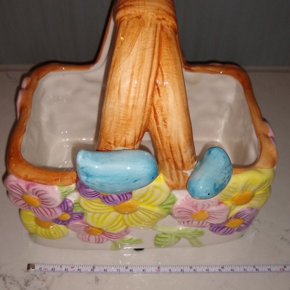 Ceramic Summer Basket - Picture 6 of 7